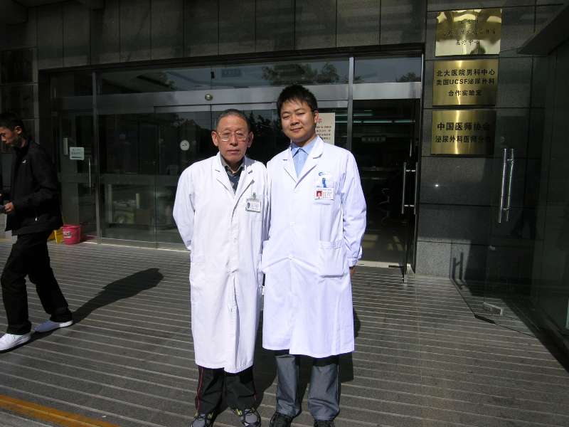 与朱积川教授合影