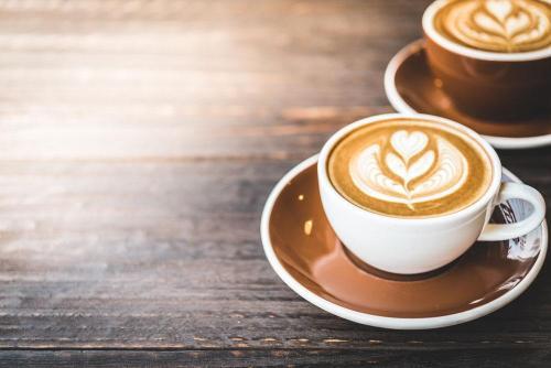 咽喉炎哪些东西不能吃--教你7招远离慢性咽喉炎