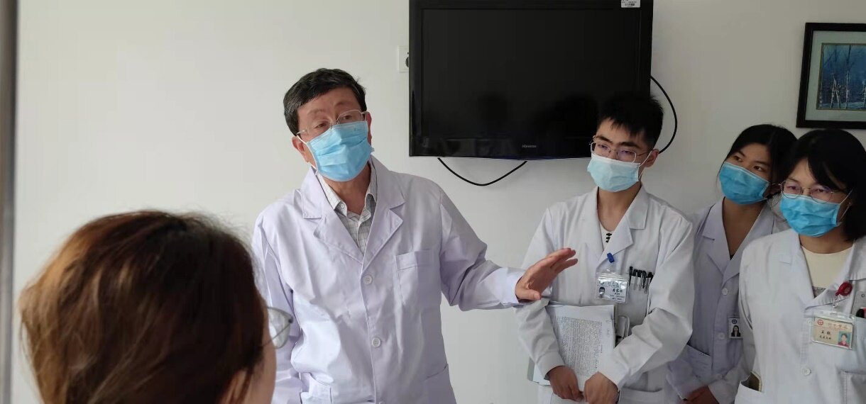 协和医院风湿免疫科张奉春教授莅临我科进行疑难病例谈论与授课 - 好