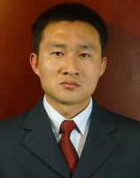 左亚忠