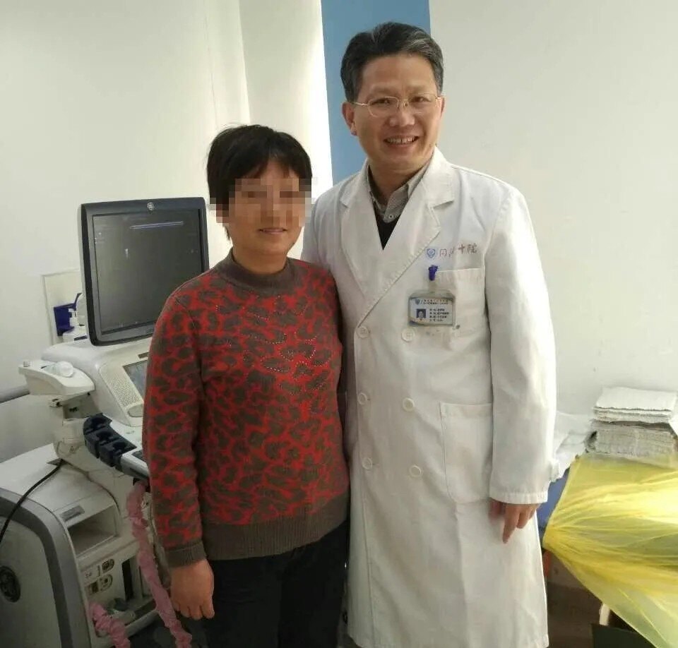 徐辉雄教授介绍,如今的介入手术中,核磁共振图像与超声图像匹配,两个