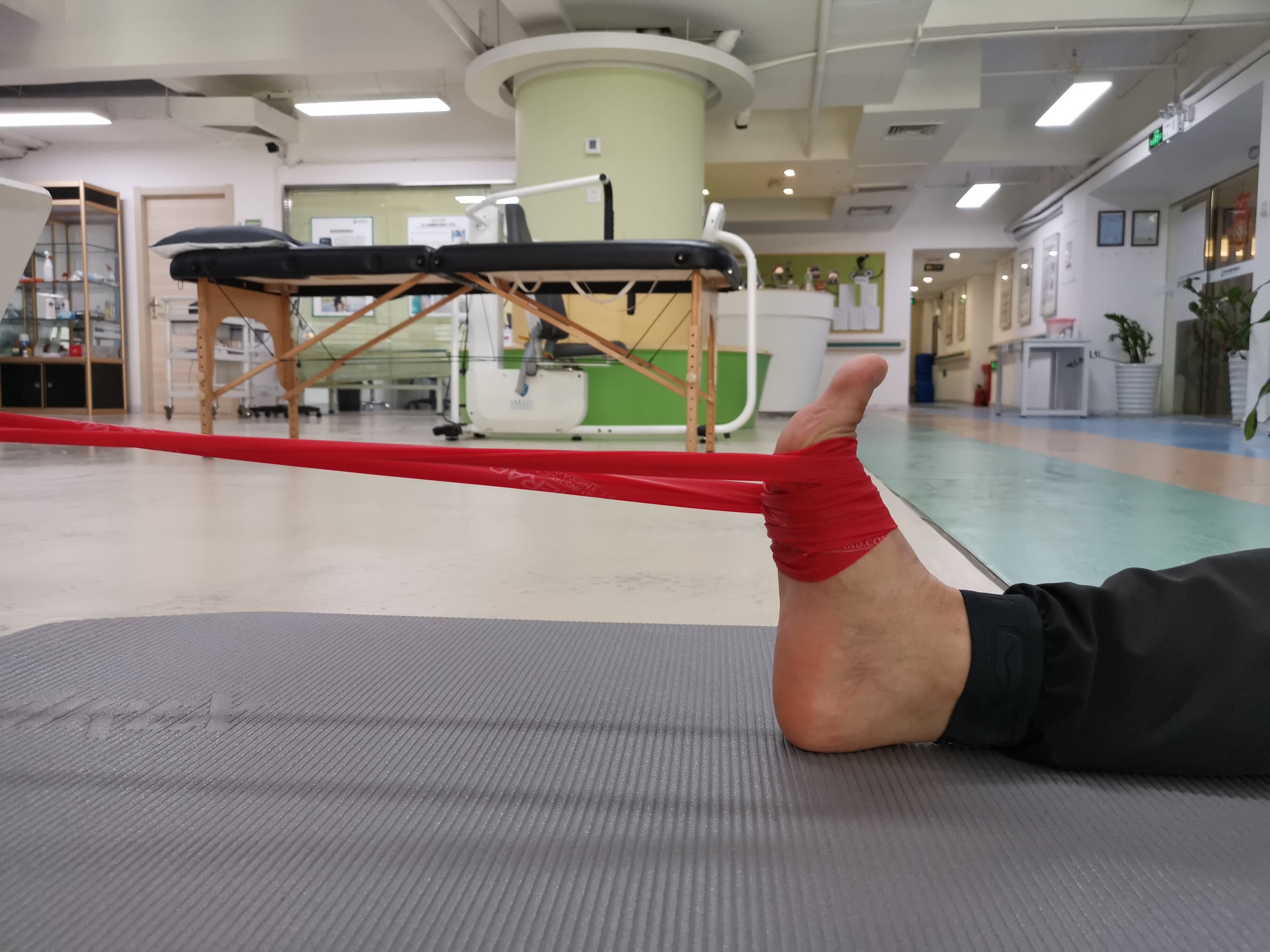 陈旧性踝关节扭伤的功能康复训练方法