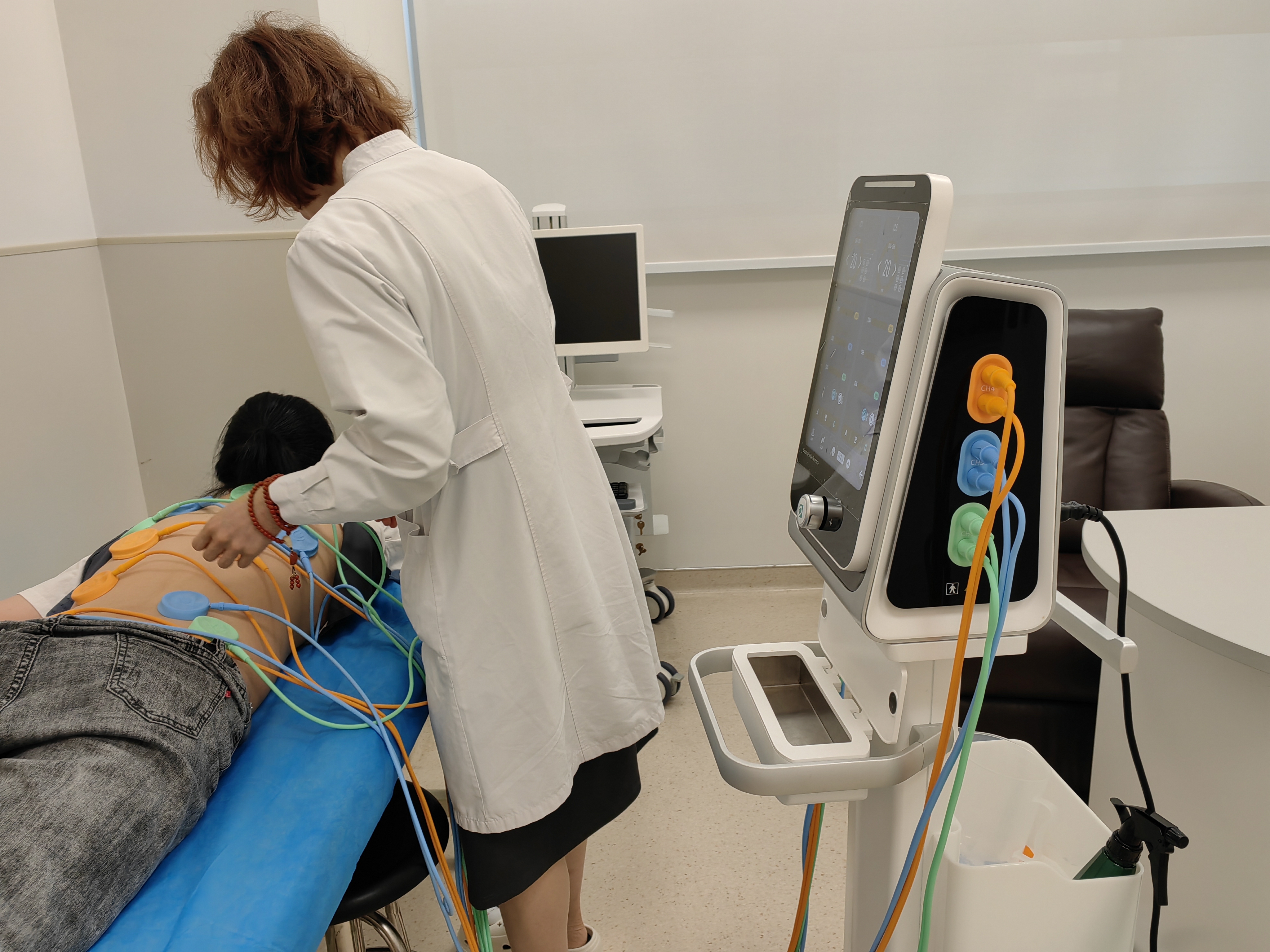 包含東方醫院 包含東方醫院