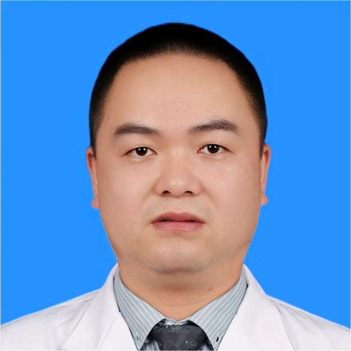 石輝兵