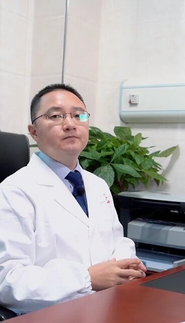 小丁丁上面长水泡，什么情况？