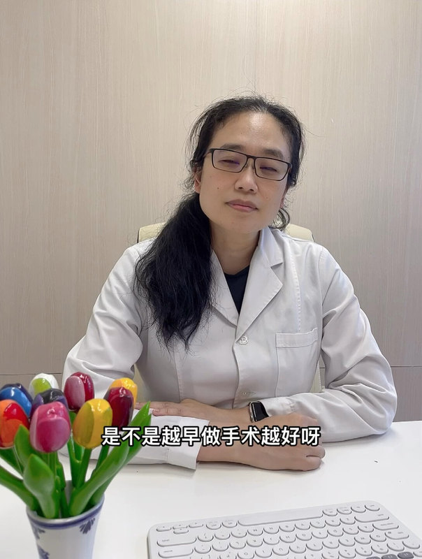 关于选择腭裂手术的最佳时间，还是要交由专科医生综合评估判断决定的哈！