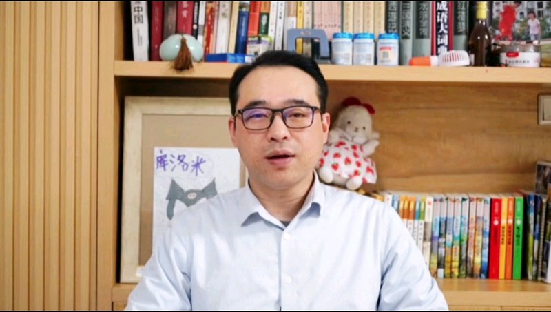显微镜下经颈前路颈椎间盘突出手术＃颈椎病 ＃微创手术 ＃专业的事交给专业的人 ＃医学科普