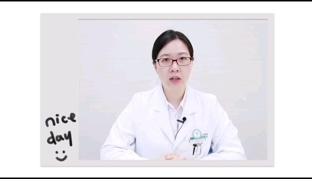 白塞病的口腔溃疡和普通的口腔溃疡有什么区别？