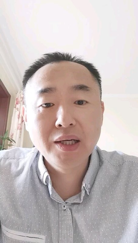 脸上为什么会长斑